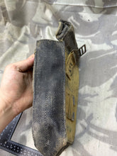 Charger l&#39;image dans la galerie, Original WW2 Canadian Army 37 Pattern Bren Pouch - WW2 Dated - Used Condition
