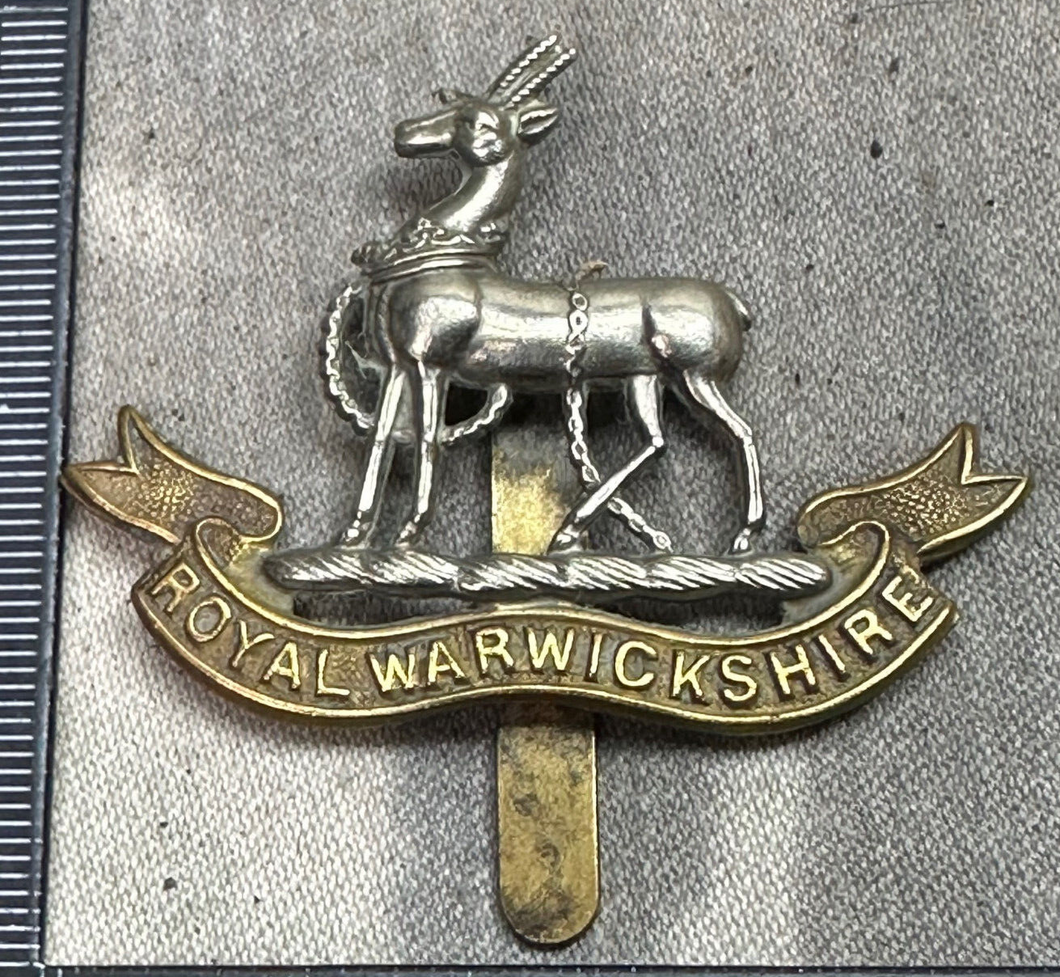 Original WW2 British Army Cap Badge - Royal Warwickshire Regiment