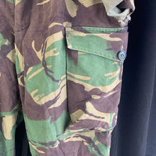 Charger l&#39;image dans la galerie, Genuine British Army DPM Combat Trousers - Size 70/88/104
