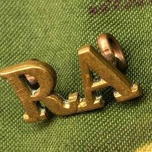 Load image into Gallery viewer, Genuine British Army WW1 Brass Shoulder Title - Royal Artillery - The Militaria Shop
