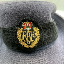 Lade das Bild in den Galerie-Viewer, Image #7
