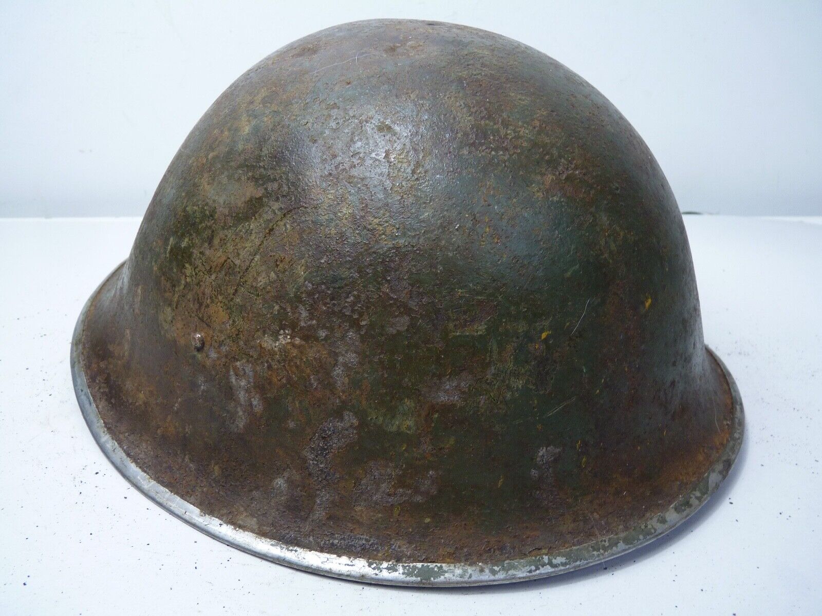 Mk3 Canadian / British Army Original WW2 Turtle Helmet High Rivet - The Militaria Shop