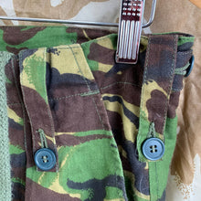 Charger l&#39;image dans la galerie, Original British Army Jungle DPM Camouflaged Combat Trousers - 75/76/92
