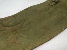 Charger l&#39;image dans la galerie, Original WW2 British Army Soldiers Spat / Gaiter - Single Side
