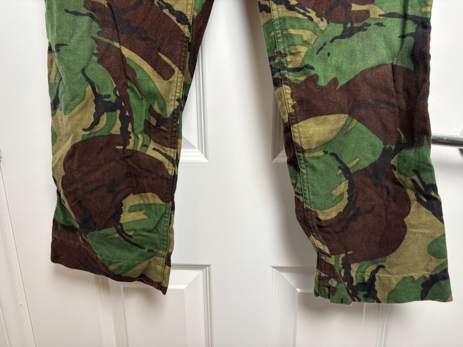 Genuine British Army 68 Pat DPM Camouflage Combat Trousers Size 1 - The Militaria Shop