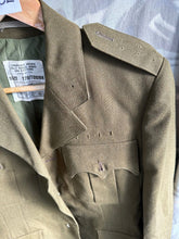 Load image into Gallery viewer, Genuine British Army No2 FAD Dress Uniform Jacket 1980 Pattern - Size 176/100/84
