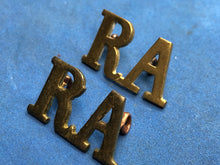 Load image into Gallery viewer, Original WW2 British Army Royal Artillery RA Brass Shoulder Titles Pair
