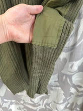 Load image into Gallery viewer, Genuine British Army Man&#39;s Heavy Jersey Olive Drab Pull Over - Size 33&quot; Chest
