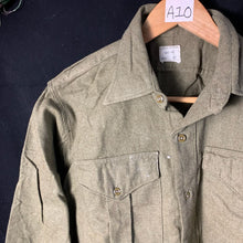 Load image into Gallery viewer, Original British Army Khaki Drill Combat Shirt - WW2 Pattern - 40&quot; Chest
