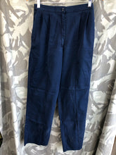 Lade das Bild in den Galerie-Viewer, Genuine British Army Woman&#39;s Nurses Trousers Slacks - 72/76/108
