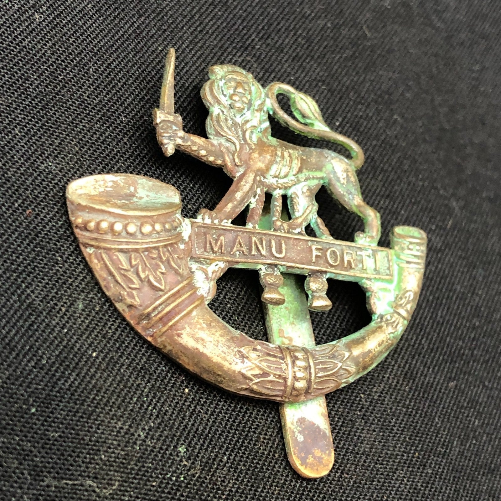 Genuine British Army Cap Badge - Herefordshire Light Infantry - The Militaria Shop