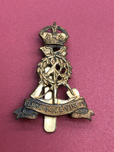 Load image into Gallery viewer, Original WW1/WW2 British Army Labour Corps Cap Badge Kings Crown
