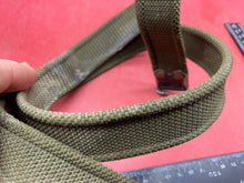 Charger l&#39;image dans la galerie, Original British Army SLR Carrying Sling - Used Condition
