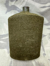 Charger l&#39;image dans la galerie, Original WW2 British Army Soldiers Felt Covered Water Bottle
