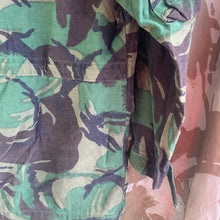 Lade das Bild in den Galerie-Viewer, Genuine British Army Smock Combat Jungle DPM Camouflage - Size 160/88
