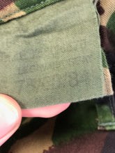 Load image into Gallery viewer, Size 75/68/84 - Vintage British Army DPM Lightweight Combat Trousers
