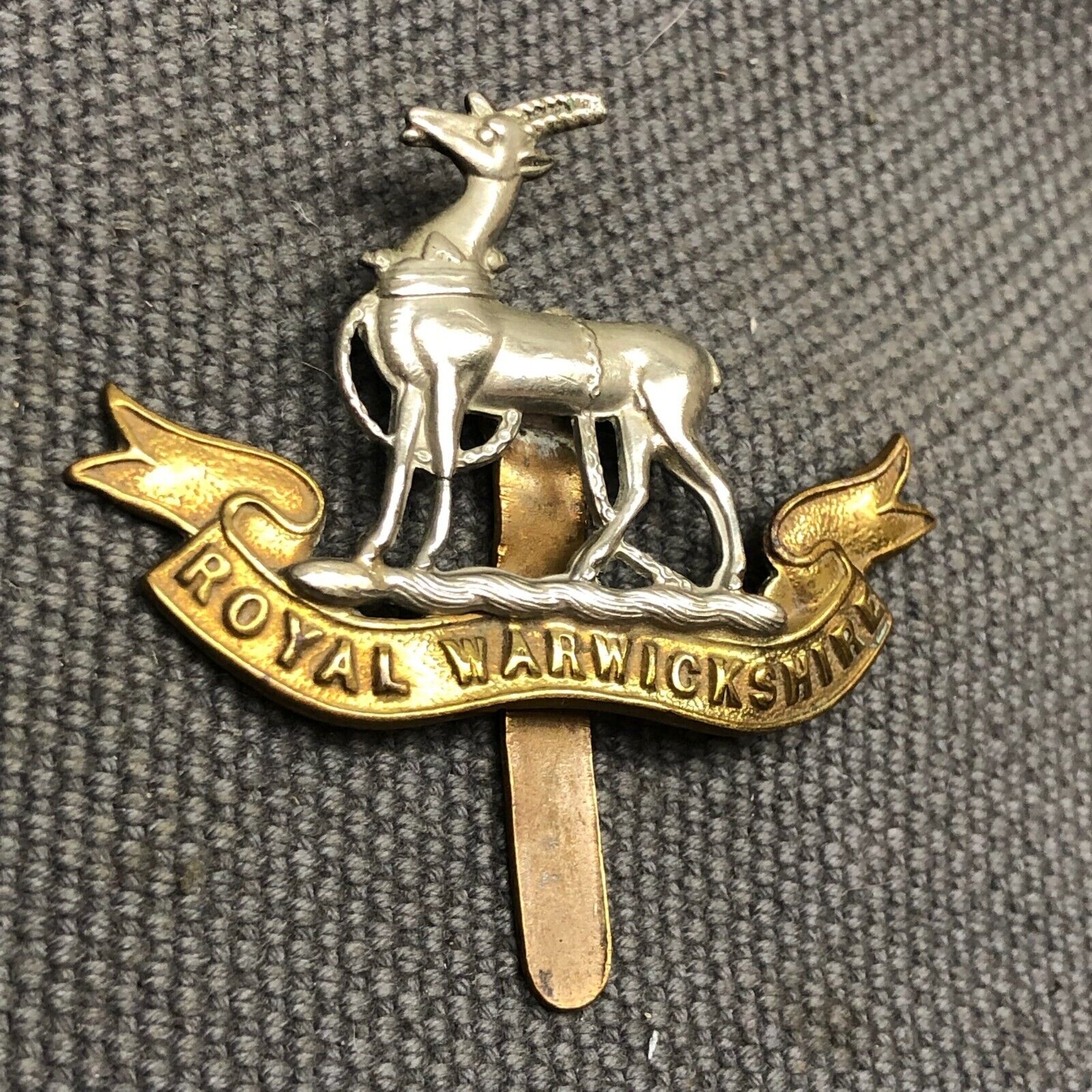 Original WW2 British Army Cap Badge - Royal Warwickshire - The Militaria Shop