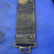 Lade das Bild in den Galerie-Viewer, WW2 British Army / RAF 37 Pattern Combat Belt - Used Original - 40&quot; Waist
