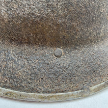 Charger l&#39;image dans la galerie, Original British Army WW2 Brodie Combat Helmet
