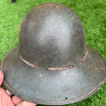 Lade das Bild in den Galerie-Viewer, Original WW2 British Home Front Civillian Zuckerman Helmet &amp; Liner - 1941 Dated
