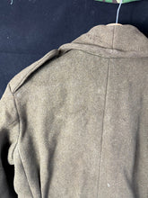 Charger l&#39;image dans la galerie, Original WW2 British Army Royal Engineers Sergeants Greatcoat - 40&quot; Chest
