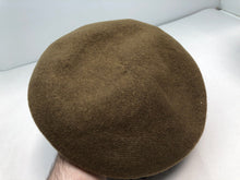 Charger l&#39;image dans la galerie, Genuine British Army Khaki Guards Regimental Beret Hat - Size 56cm
