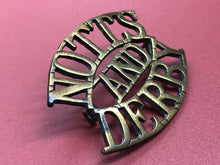 Load image into Gallery viewer, Original WW1 British Army Notts &amp; Derby Shoulder Title Badge
