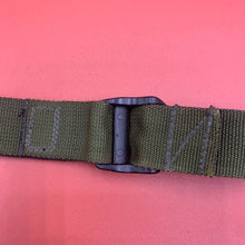 Lade das Bild in den Galerie-Viewer, Genuine British Army Surplus Olive Green Rifle Small Arms Adjustable Sling SA80
