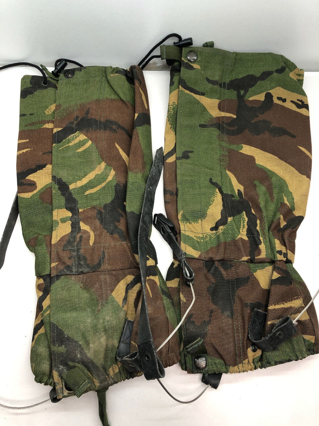 Genuine British Army DPM Camouflaged Gaiters - Size Standard