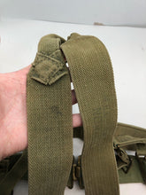 Charger l&#39;image dans la galerie, Original WW2 British Army 37 Pattern Belt &amp; Shoulder Straps Set - 38&quot; Waist
