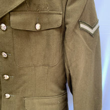 Load image into Gallery viewer, Genuine British Army No.2 Dress Uniform Tunic Jacket - Size 170/100/84 - The Militaria Shop
