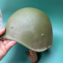 Load image into Gallery viewer, Original WW2 Russian Army Ssh 40 Combat Helmet - Post War Reissued
