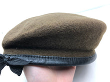 Load image into Gallery viewer, Genuine British Army Guards Regiment Beret Hat - Size 57cm
