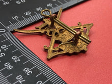 Load image into Gallery viewer, Original WW2 British Army General Service Corps Cap Badge
