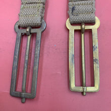 Charger l&#39;image dans la galerie, Original WW2 British Army 37 Pattern Webbing Brace Adaptors Pair
