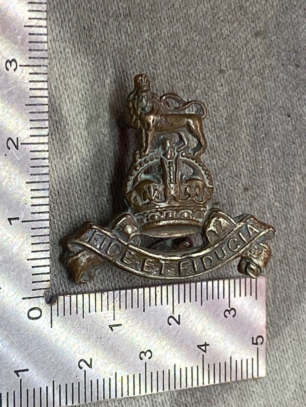 Original British Army WW1 / WW2 Army Pay Corps Officer's Bronze Collar Badge