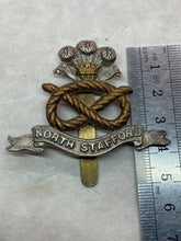 Charger l&#39;image dans la galerie, Original WW1 / WW2 British Army North Stafford Regiment Cap Badge
