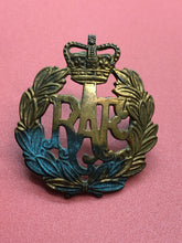 Load image into Gallery viewer, Genuine British Royal Air Force RAF Cap Badge
