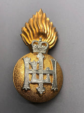 Lade das Bild in den Galerie-Viewer, Genuine British Army The Royal Highland Fusiliers Cap Badge
