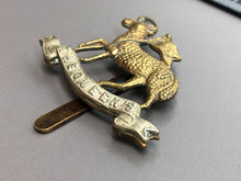 Charger l&#39;image dans la galerie, Original WW1 British Army Cap Badge - Queen&#39;s Royal Regiment (West Surrey)
