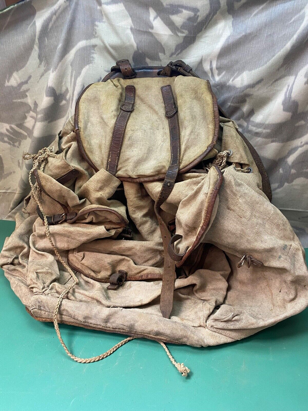 Original WW1 / WW2 French Army Mountain Troops Rucksack / Bergen, Artillery ?