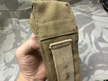 Load image into Gallery viewer, Original WW2 Britsh Army Vickers Long Range Sight Bag - 1943 Dated
