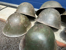 Lade das Bild in den Galerie-Viewer, Original British Army Mk4 Turtle Combat Helmet
