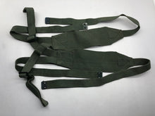 Charger l&#39;image dans la galerie, Original WW2 British Army 44 Pattern Equipment Y Straps / Cross Straps - 1945
