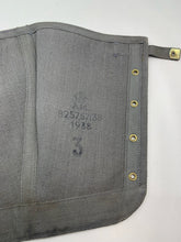 Load image into Gallery viewer, Original WW2 British RAF Royal Air Force Officers Spats / Gaiters - 37 Pattern
