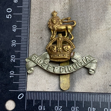 Load image into Gallery viewer, Original WW2 British Army Royal Army Pay Corps Cap Badge
