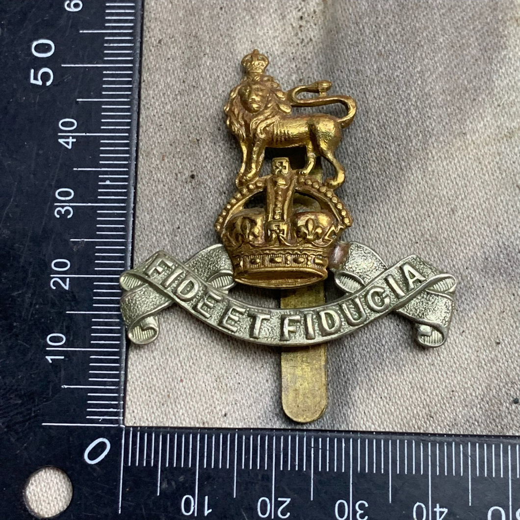 Original WW2 British Army Royal Army Pay Corps Cap Badge