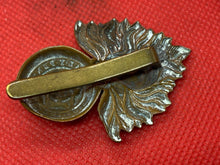 Load image into Gallery viewer, Original WW1 / WW2 British Army City of London Fusiliers Cap Badge
