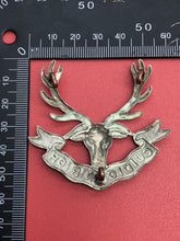 Lade das Bild in den Galerie-Viewer, Original WW2 British Army Seaforth Highlanders Scottish Regiment Cap Badge
