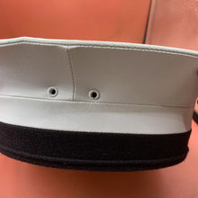 Lade das Bild in den Galerie-Viewer, Image #9
